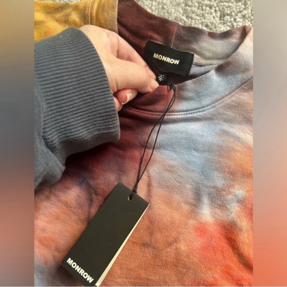 Monrow - Coral Reef Tie Dye Boyfriend Sweatshirt - Size XS - Picture 4 of 7